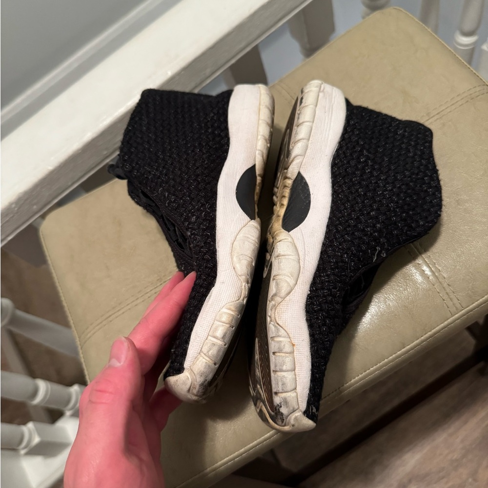 Jordan future - Picture 2 of 6